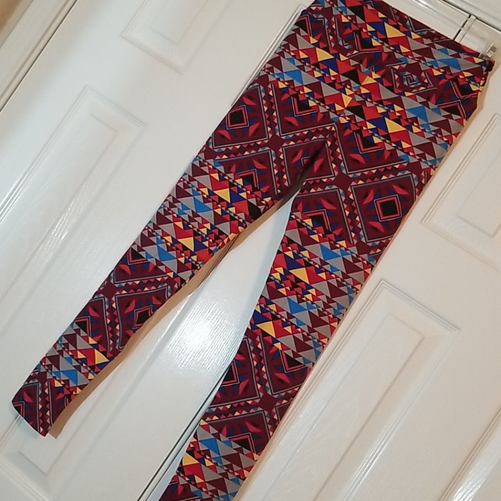 Lularoe Leggings Geometric Design OS